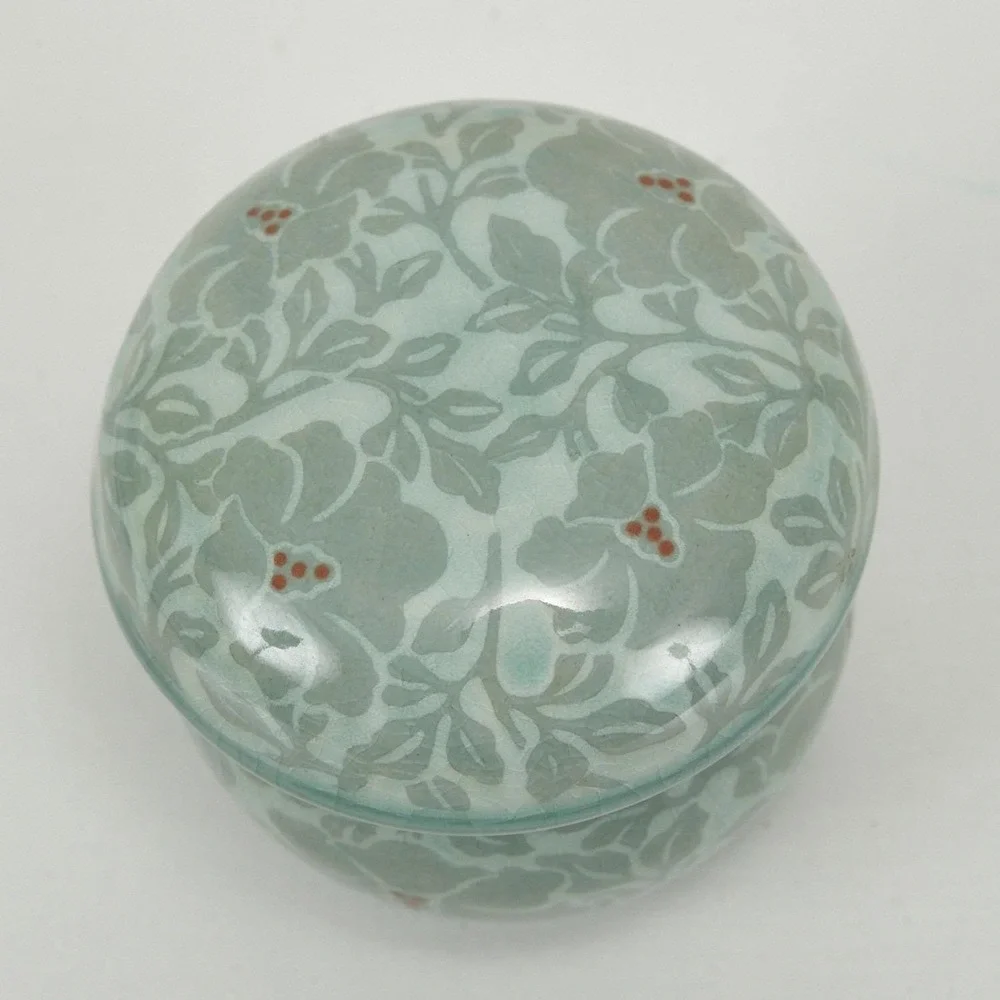 The Unbranded Brand celadon piece